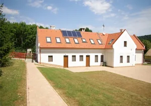 Alsópere Park szálló